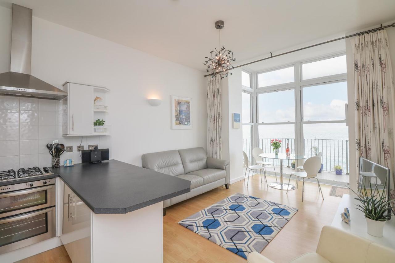 Oceans Side Apartman Ilfracombe Kültér fotó